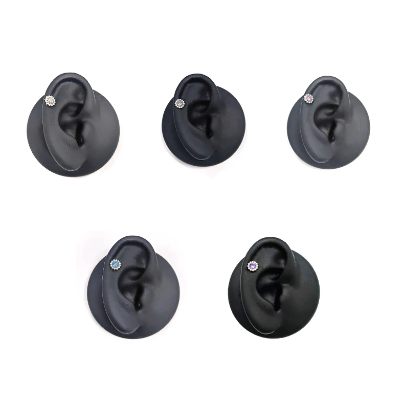ASTM F136 Titanium 16G CZ Flower Labret Stud For Lip Or Cartilage Piercing