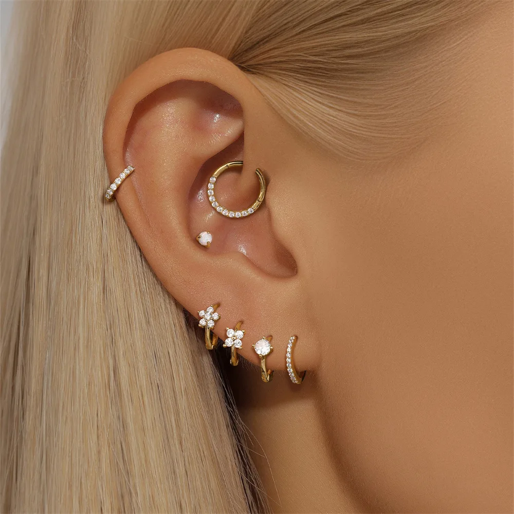 14K Solid Gold 18G CZ Pearl Internally Threaded Labret Stud For Lip, Cartilage Or Tragus Piercing - Image 2